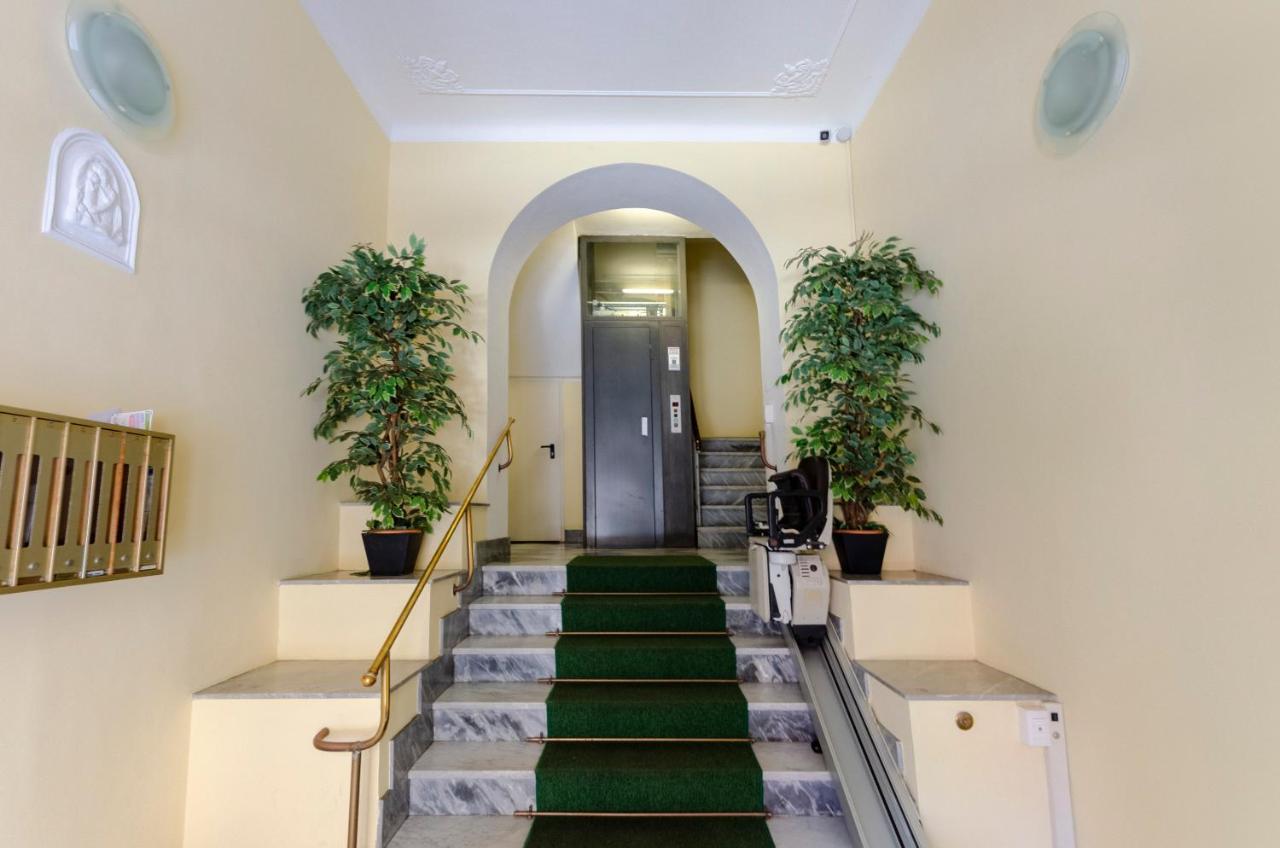 Joivy Spacious Family Apt For 4, In Carignano, Γένοβα Εξωτερικό φωτογραφία
